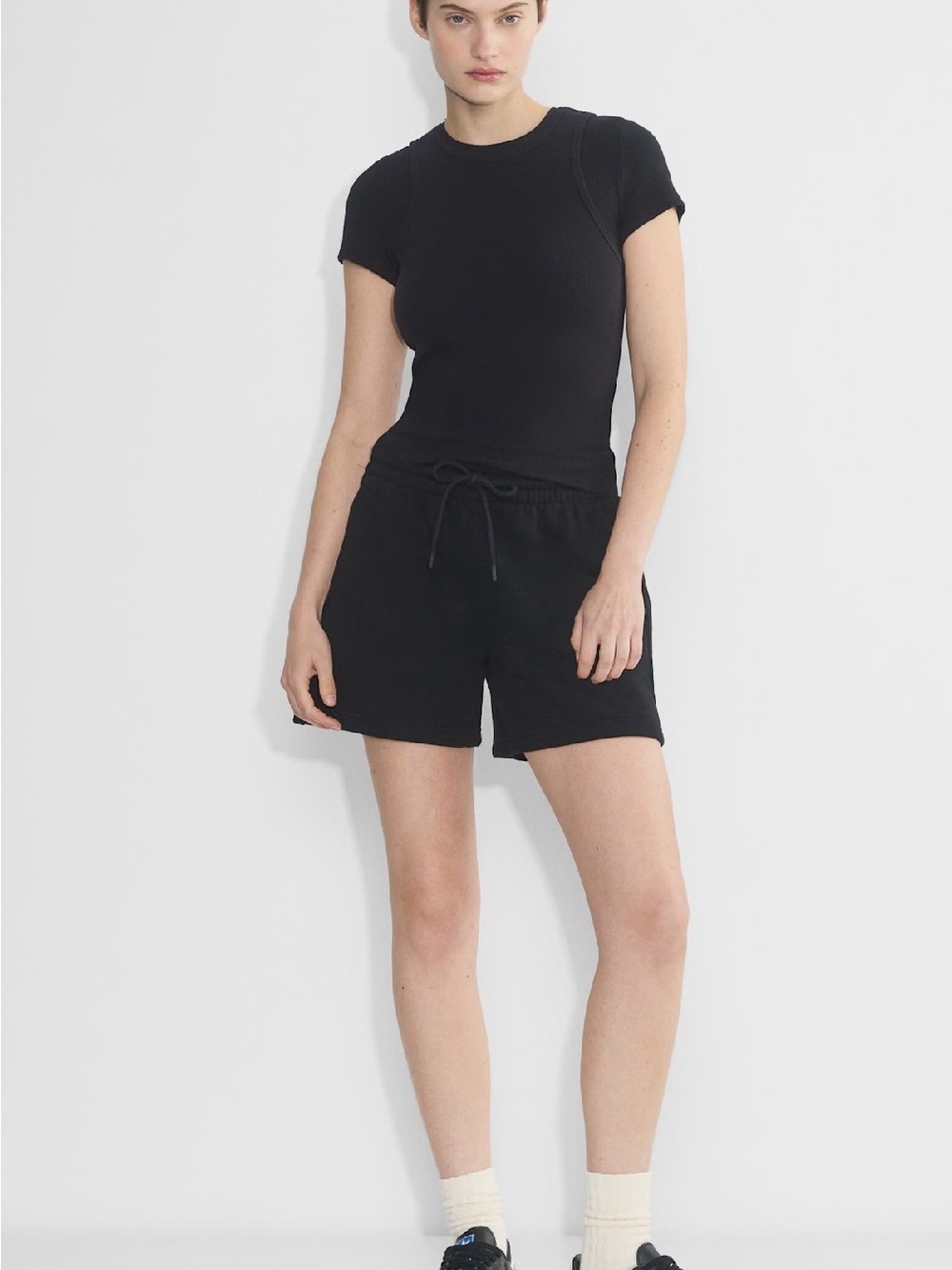 Aritzia TNA Cozy Boyfriend Sweatshorts